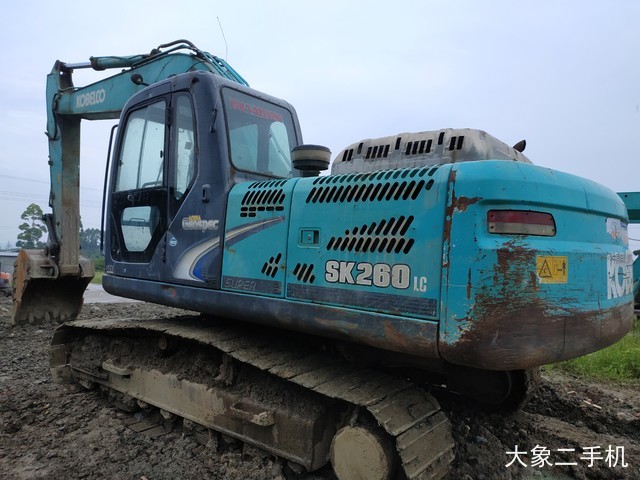 神钢 SK250-8 挖掘机