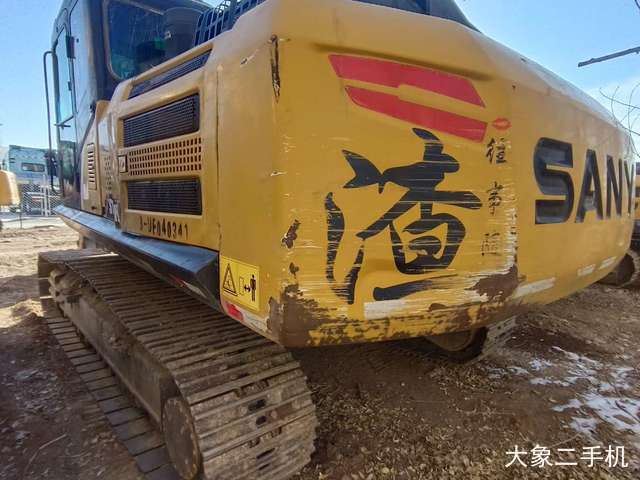 三一重工 SY245H 挖掘机