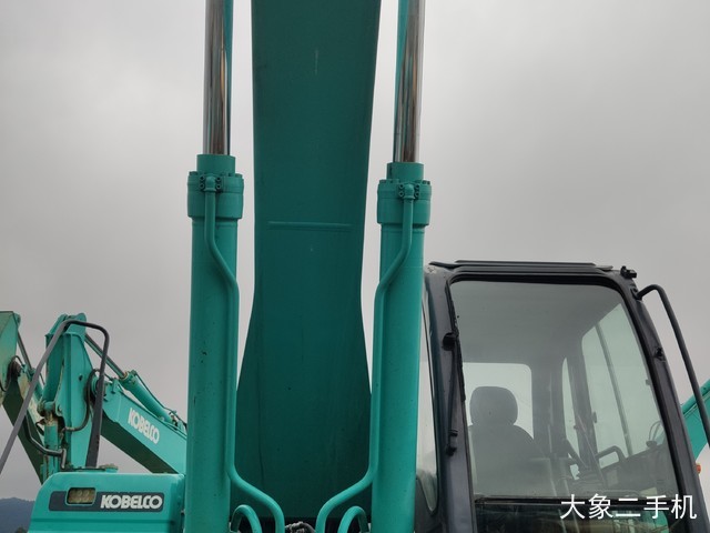 神钢 SK350LC-8 挖掘机