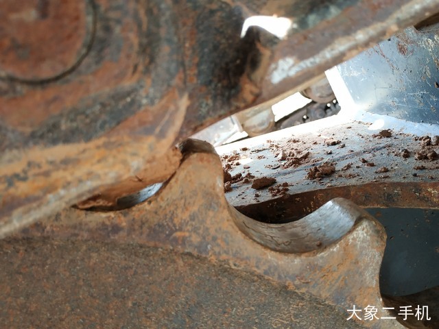 山东临工 E680F 挖掘机