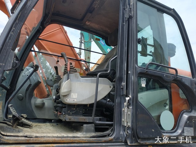 日立 ZX210LC-5G 挖掘机
