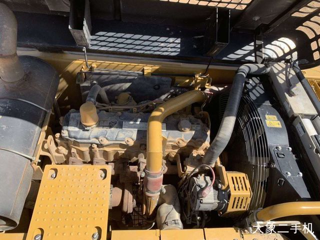 卡特彼勒 326DL 挖掘机