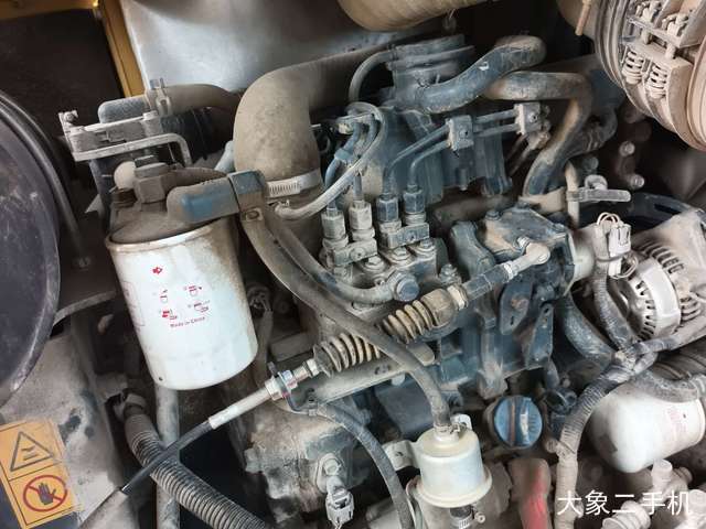 徐工 XE75D 挖掘机