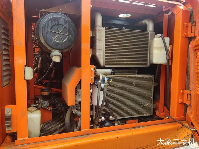 斗山 DX120-9C 挖掘机