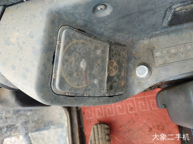 现代 R60-9 挖掘机