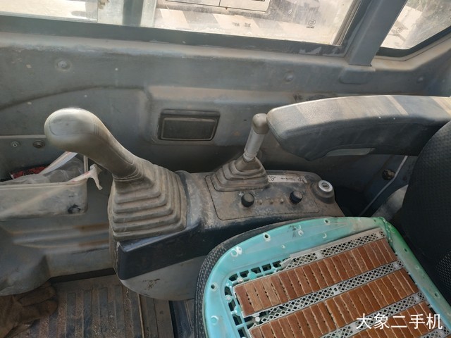 徐工 XE65D 挖掘机