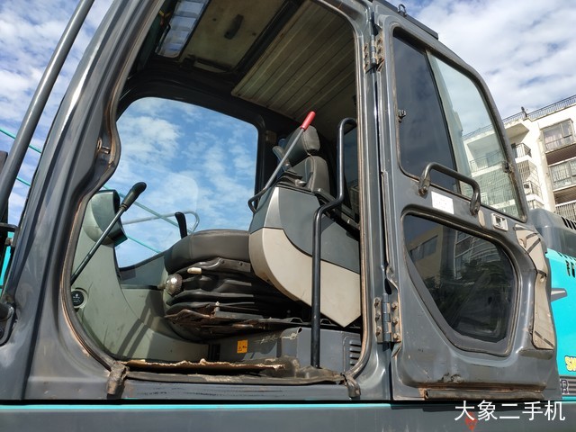 神钢 SK480LC-8 挖掘机