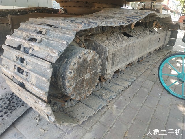 小松 PC200-7 挖掘机