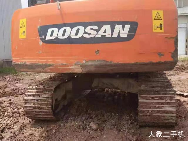 斗山 DH215-9E 挖掘机