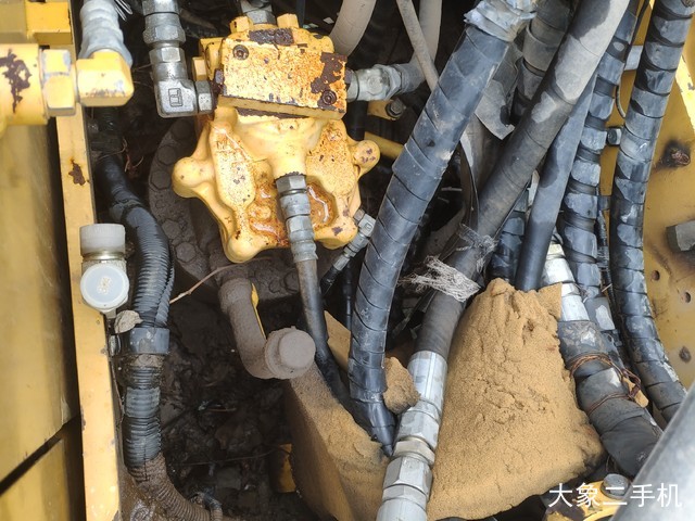 小松 PC120-8 挖掘机