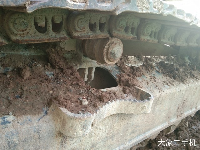 小松 PC240LC-8M0 挖掘机