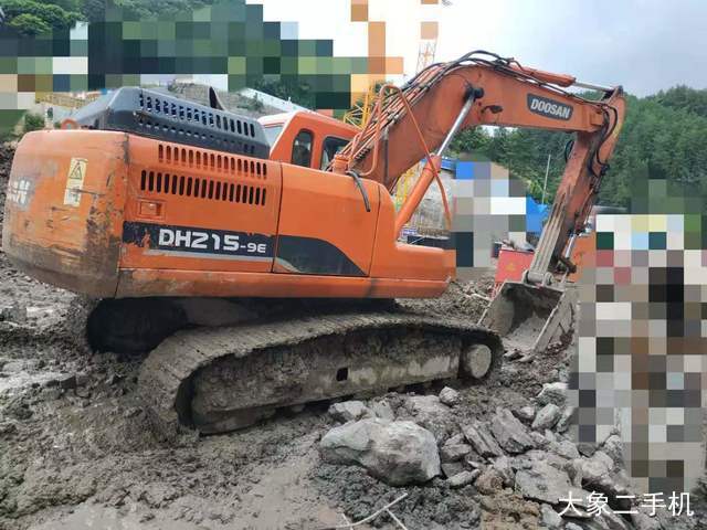 斗山 DH215-9E 挖掘机