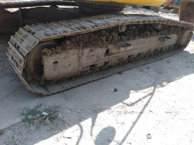 小松 PC240LC-8 挖掘机