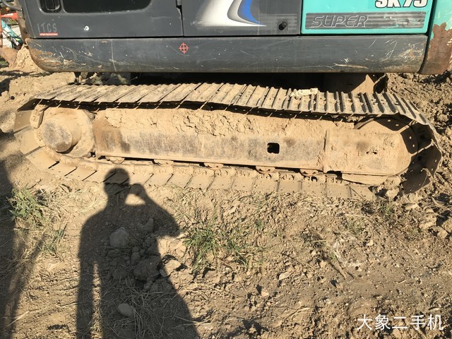 神钢 SK75-8 挖掘机