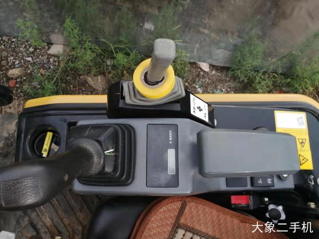 三一重工 SY16C 挖掘机