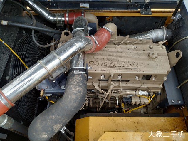 徐工 XE470D 挖掘机