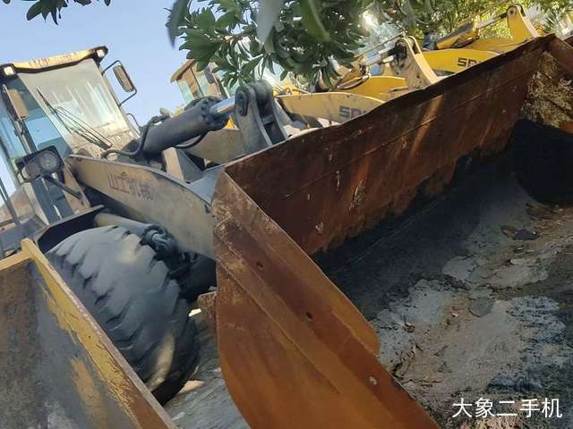 柳工 CLG855 装载机