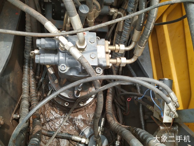 徐工 XE135D 挖掘机