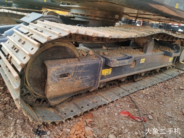 徐工 XE75D 挖掘机