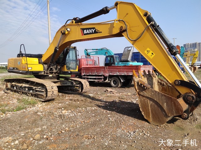 三一重工 SY285C 挖掘机