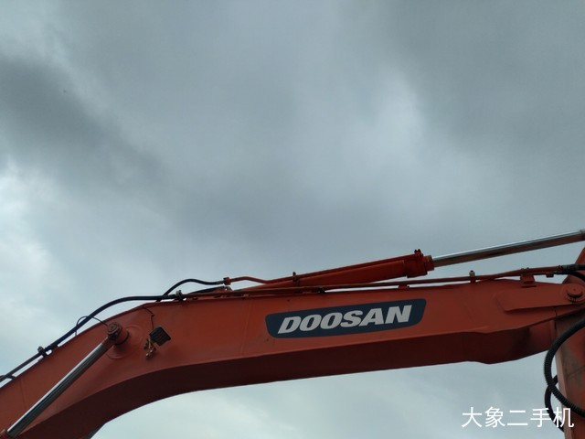 斗山 DH225LC-7 挖掘机