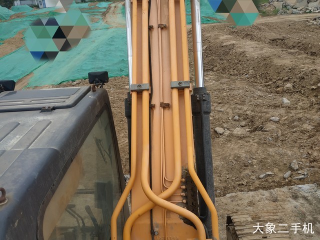 三一重工 SY215C-9 挖掘机