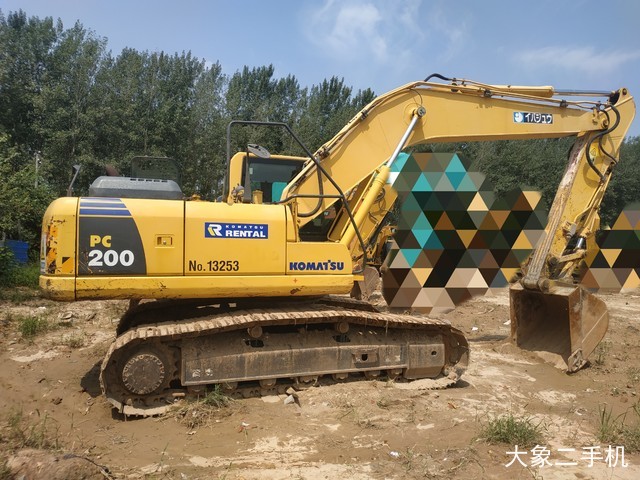 小松 PC200-8N1 挖掘机