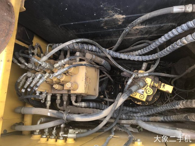 现代 R80-7 挖掘机