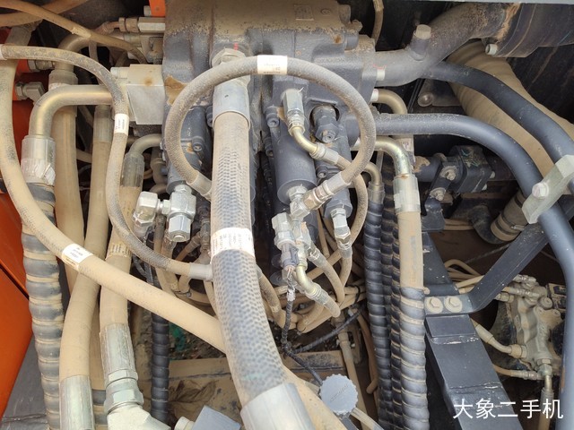 斗山 DX260LC-9C 挖掘机