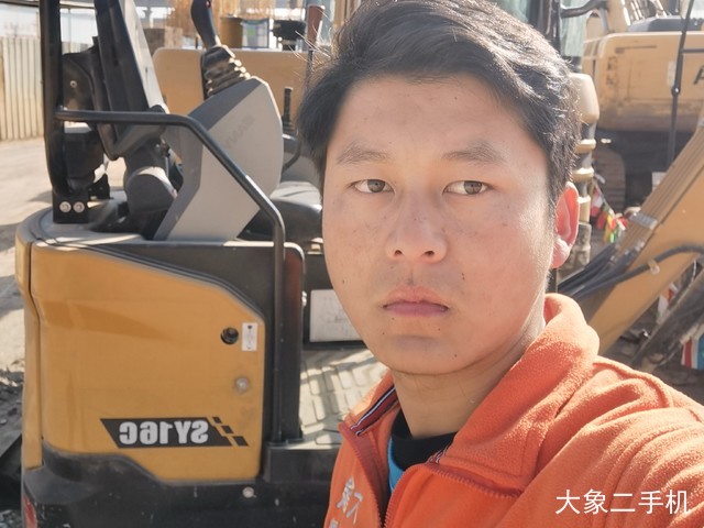 三一重工 SY16C 挖掘机