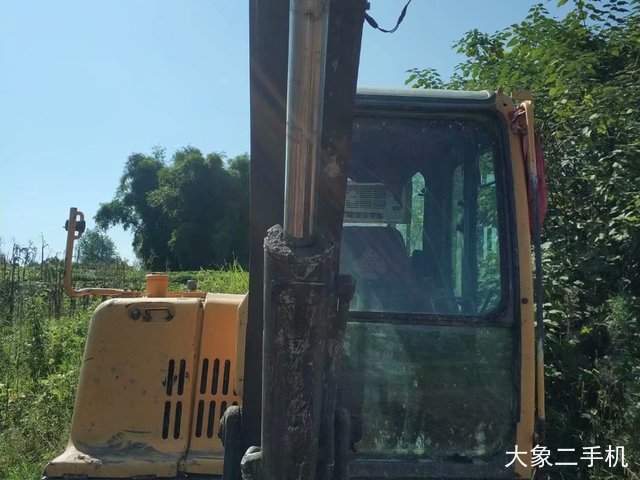 沃尔沃 EC55B 挖掘机