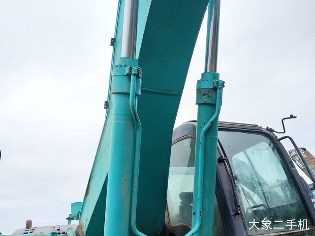 神钢 SK350LC-8 挖掘机