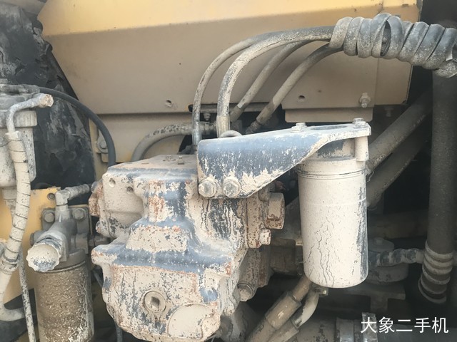 小松 PC240LC-8 挖掘机