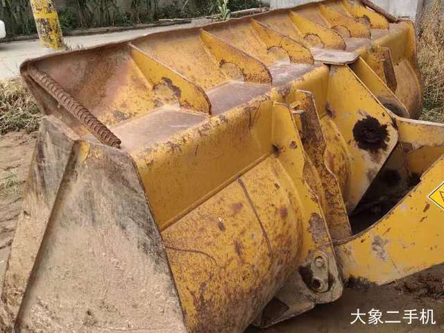 龙工 LG855B 装载机