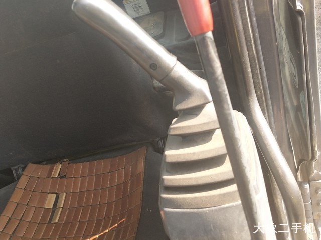 神钢 SK260LC-8 挖掘机