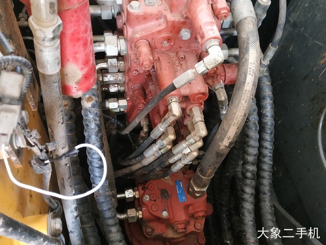 柳工 CLG908D 挖掘机