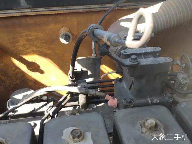 现代 R150W-9 挖掘机