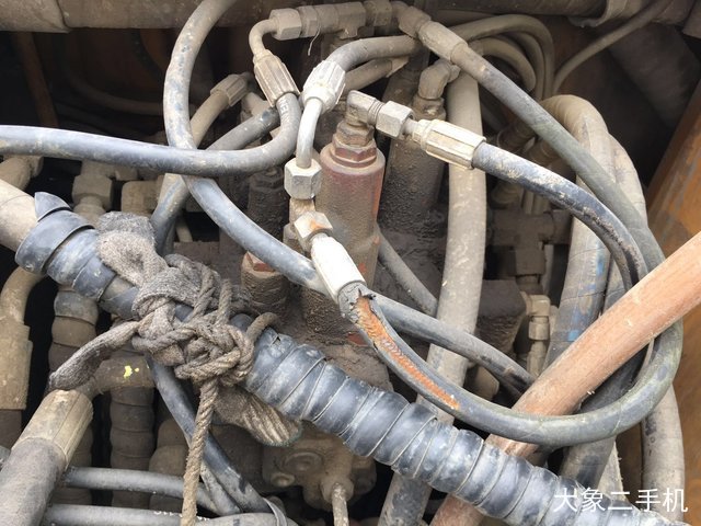 雷沃重工 FR170 挖掘机