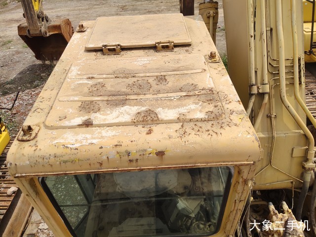 小松 PC200-5 挖掘机