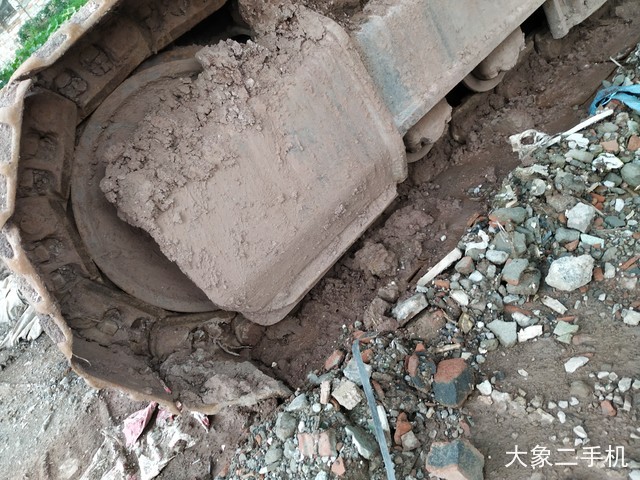 沃尔沃 EC210BLC 挖掘机