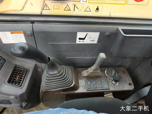 三一重工 SY60C 挖掘机