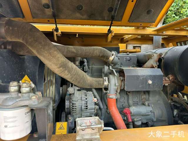 三一重工 SY75C 挖掘机