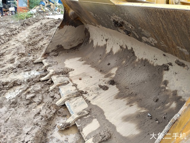 山东临工 L955F 装载机