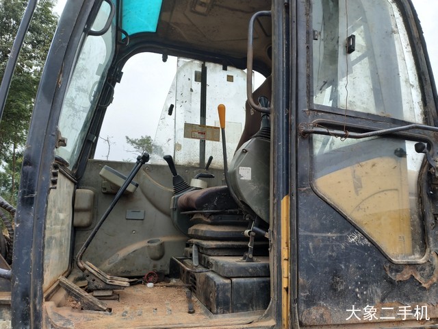 柳工 CLG906C 挖掘机