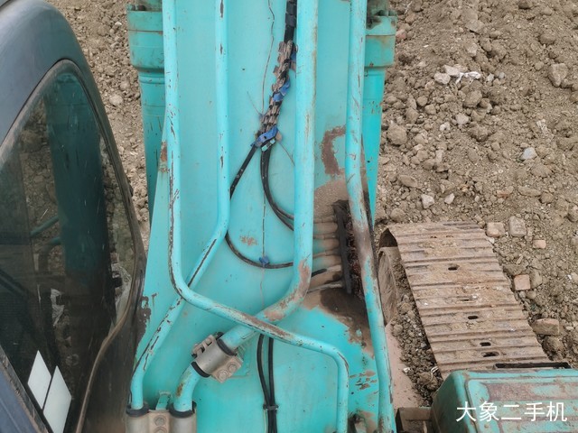 神钢 SK260LC-8 挖掘机