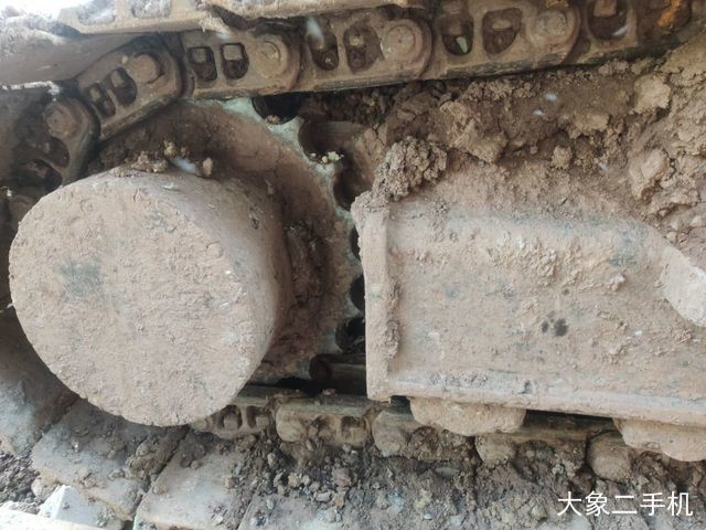 现代 R225-7 挖掘机