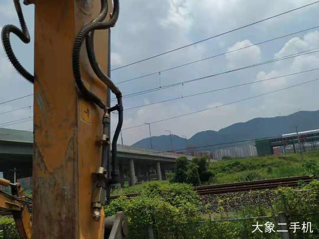 徐工 XE75D 挖掘机