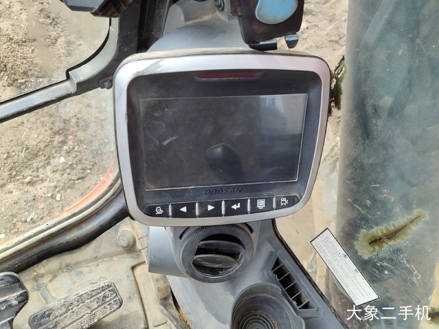 斗山 DX260LC-9C 挖掘机