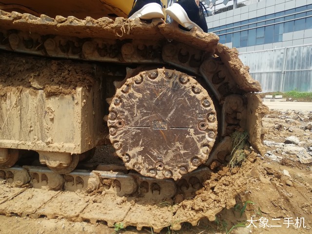 小松 PC220-8M0 挖掘机