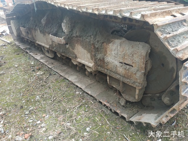 神钢 SK200-8 挖掘机